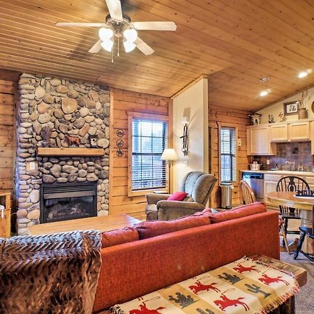 Cabin-Style Studio Right Off The Branson Strip! Appartement Buitenkant foto